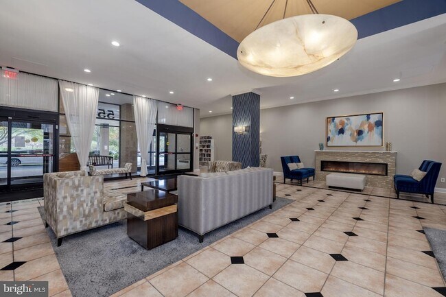 Building Photo - 5500 Holmes Run Pkwy