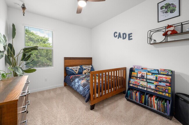 Building Photo - 8813 Via Mar Rosso