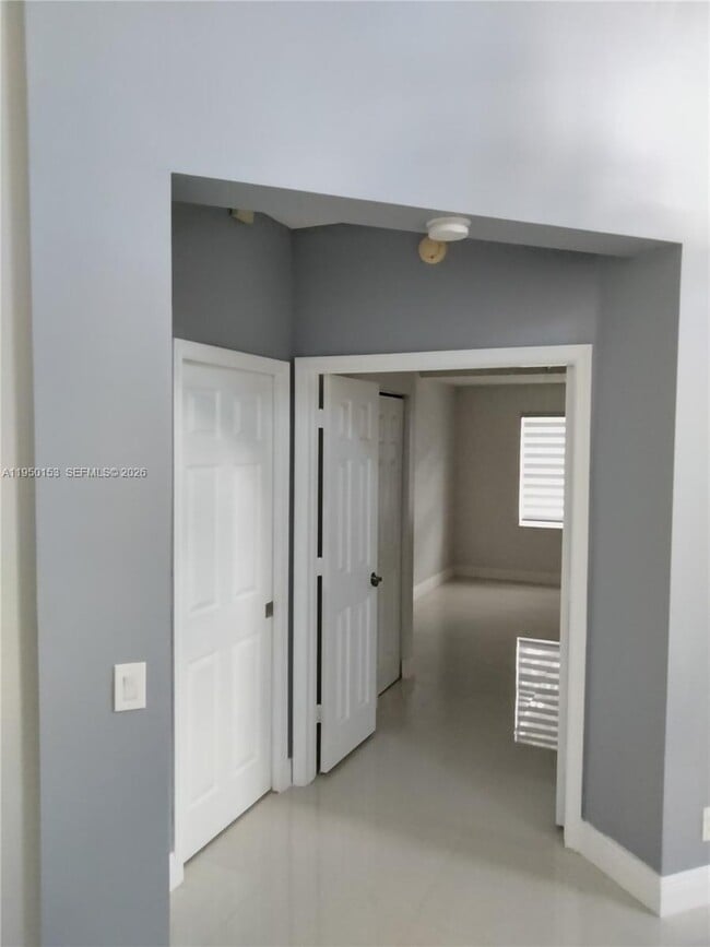 Building Photo - 1249 Allamanda Way