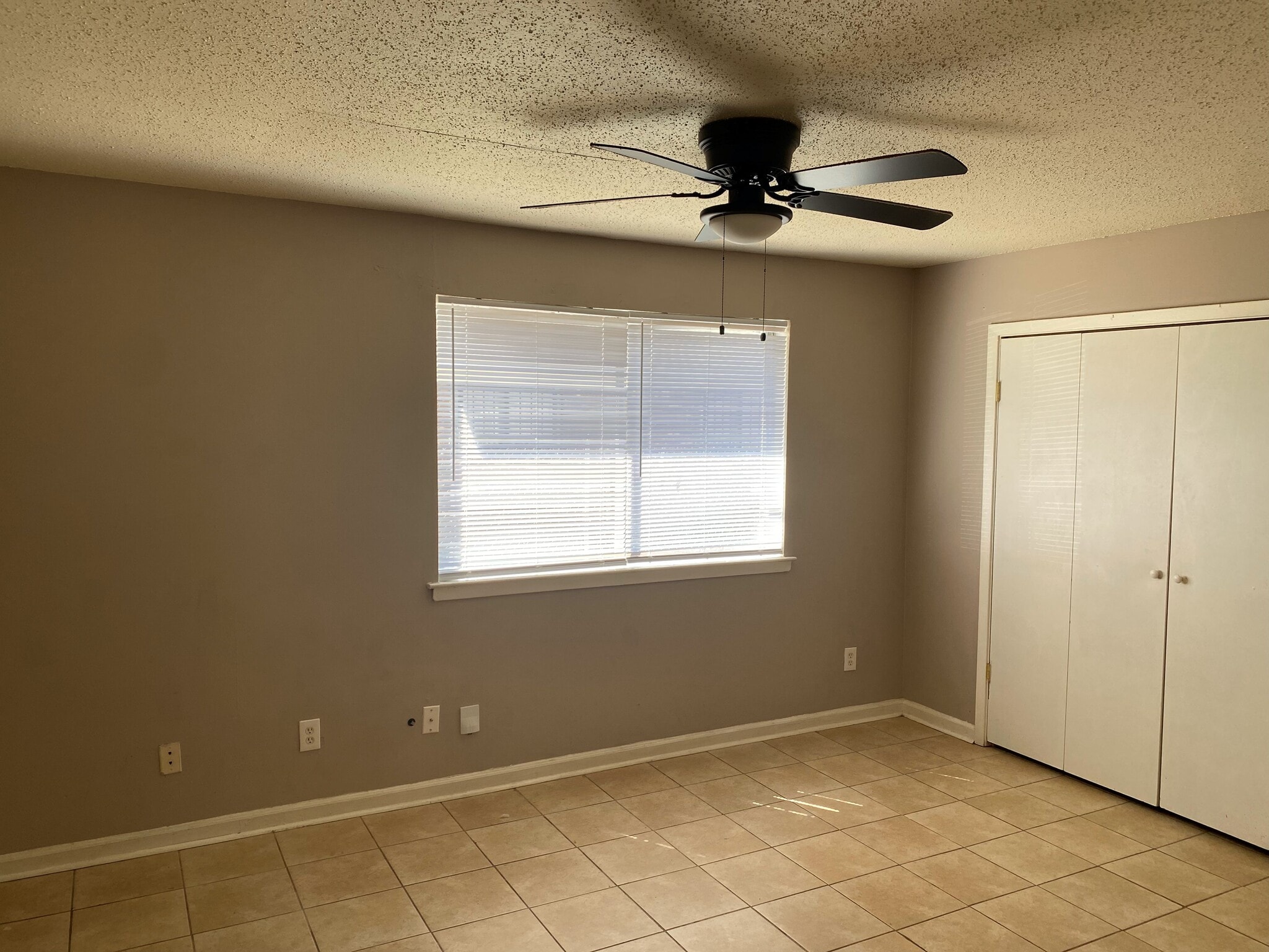 Building Photo - 1155 Railton Rd