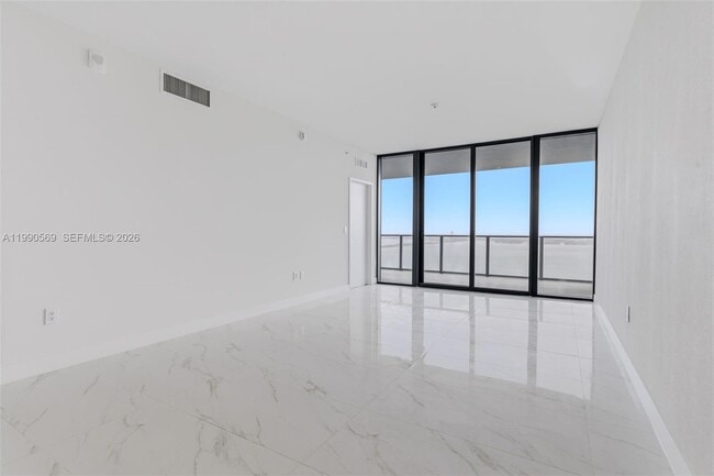 Building Photo - 711 NE 23rd Terrace