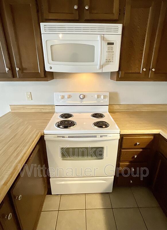 Building Photo - 435-7 Ponderosa Ave