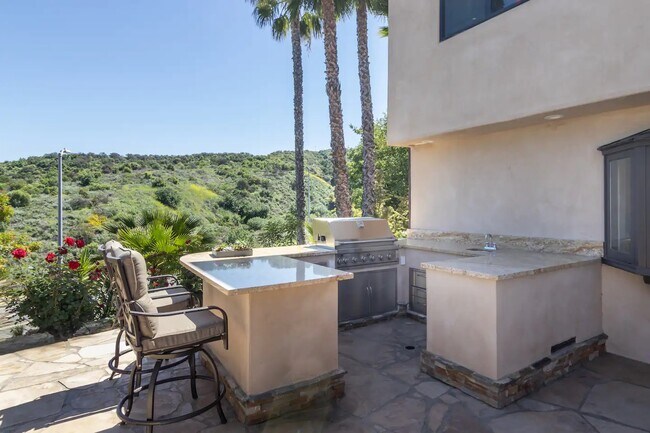 Building Photo - 3630 Gleneagles Dr