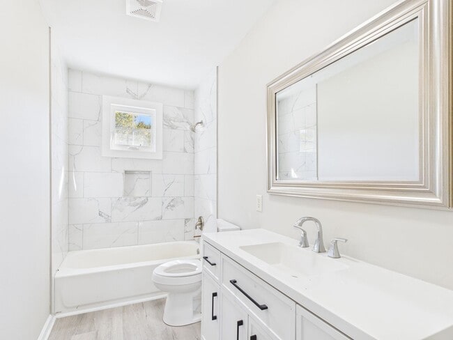 Building Photo - 11001 Reedy Branch Rd