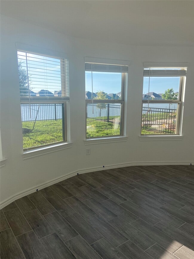 Building Photo - 1208 Garden Jade Dr