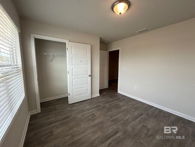 Building Photo - 20866 Petal Dr