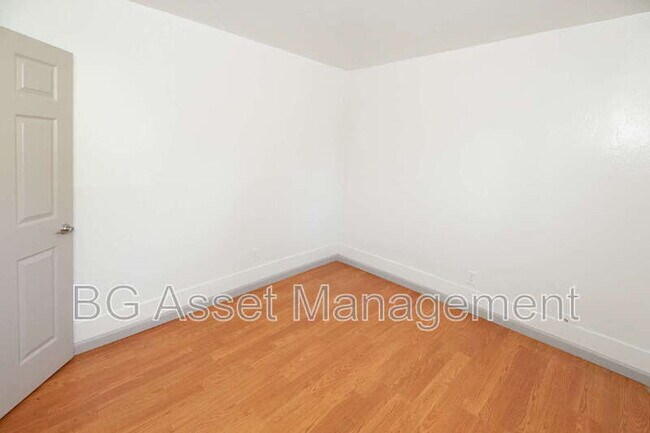 Building Photo - 936 Tennent Ave