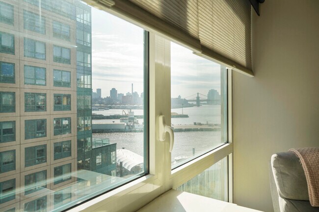 Building Photo - 440 Kent Ave