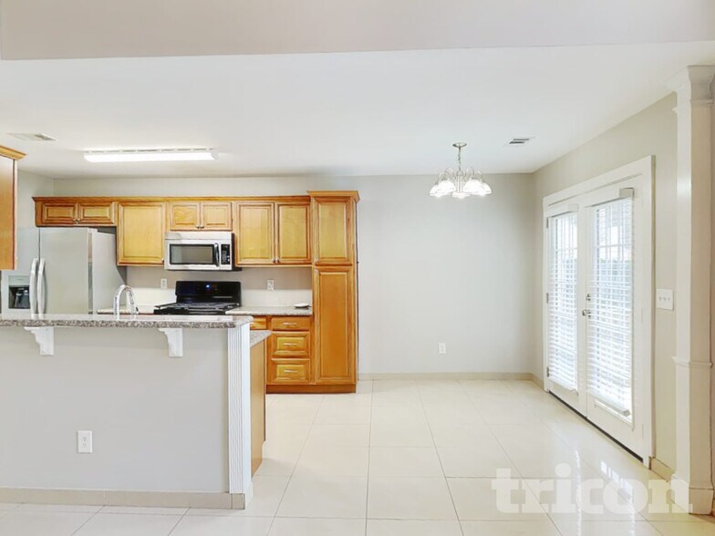 Building Photo - 2098 Clearvista Dr NW