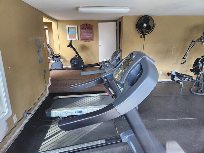 Gym - 23300 Marigold Ave