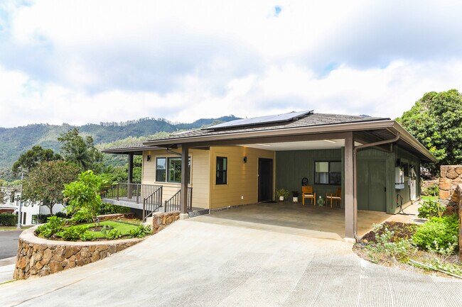 Building Photo - 3161 Puu Paka Dr
