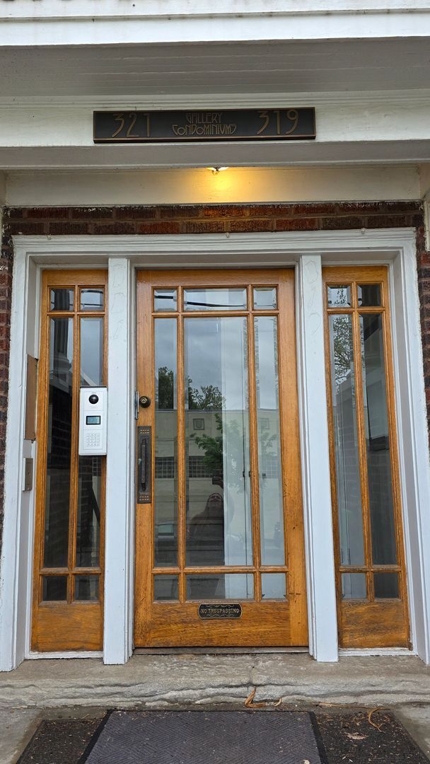 Building Photo - Beautifully Designed 2BR|1BA | Coming Soon!