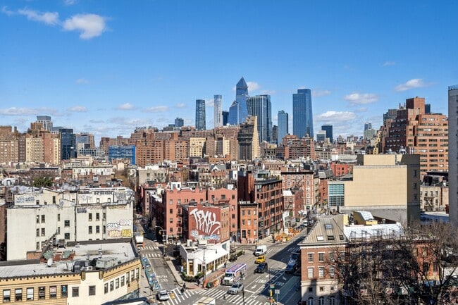Building Photo - 3 Sheridan Square