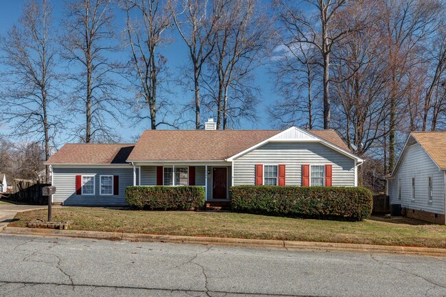 Primary Photo - SW Large Updated Home, Bonus Room, FP, Fro...