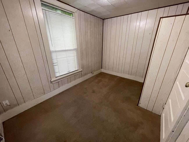 Building Photo - Arlington Home