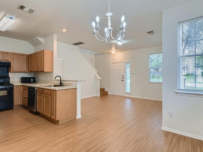 Building Photo - 13913 Harris Ridge Blvd