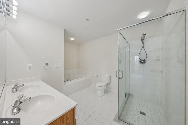 Building Photo - 15503 John Diskin Cir