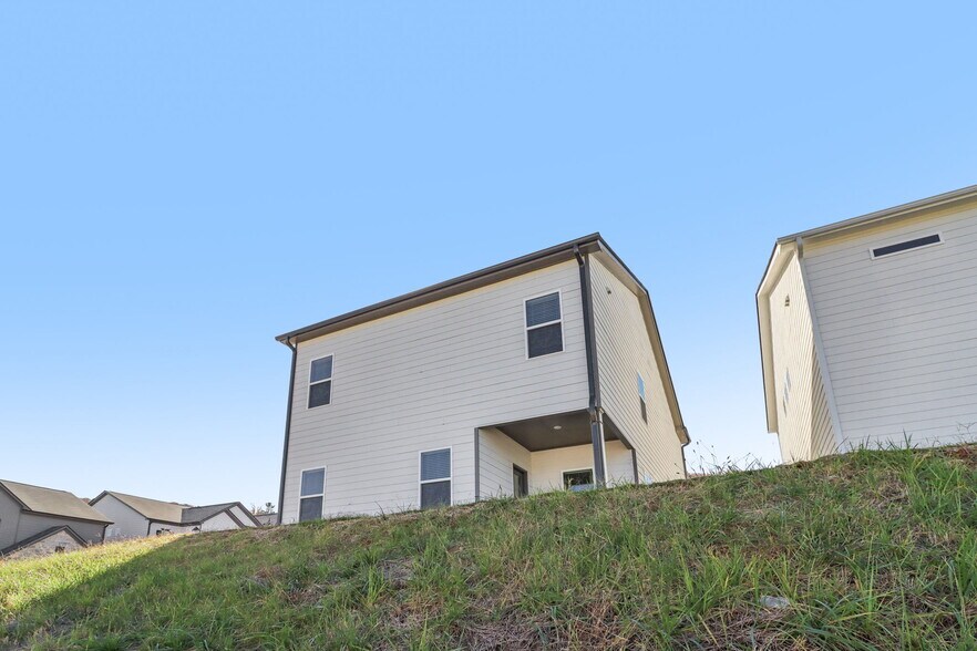 Building Photo - 700 Shetland Trl