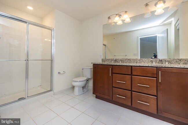 Building Photo - 401 Wynstone Ct