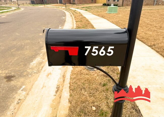 Building Photo - 7565 Bridalbrook Ln