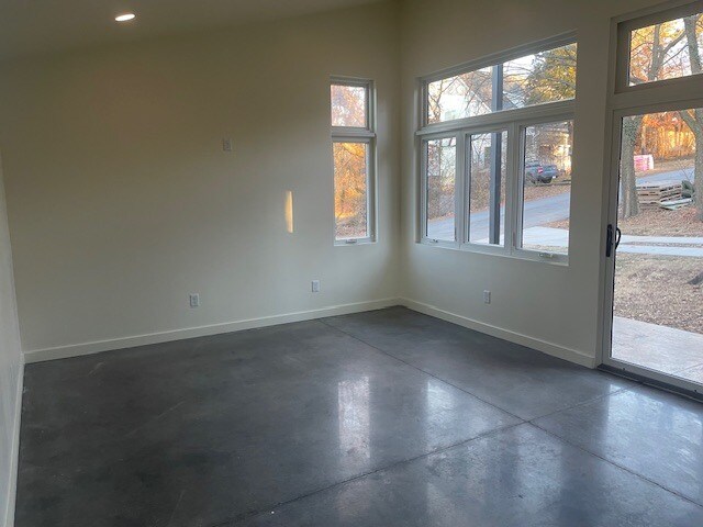 Building Photo - 1110 Waneetah Ave