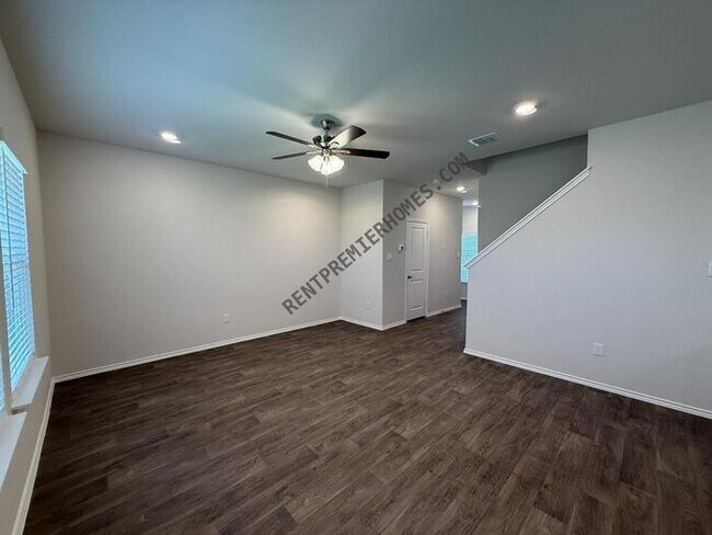 Building Photo - 15531 Peppercorn Isle