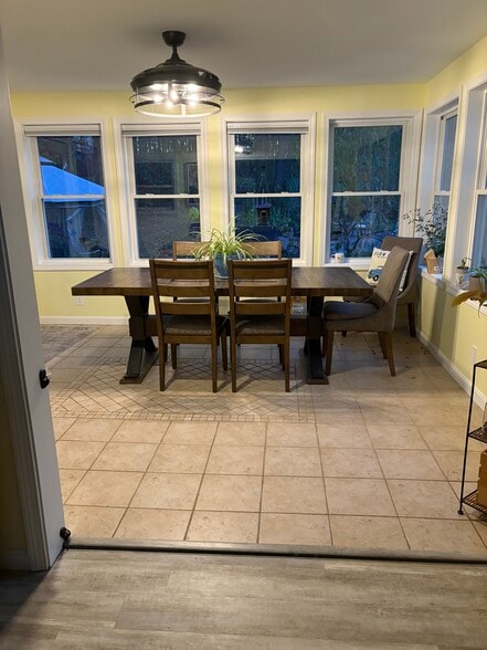 Building Photo - 12 Maylane Dr