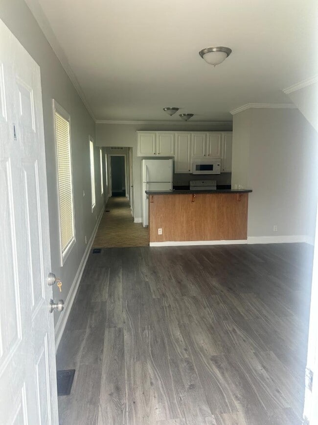 Building Photo - 12208 Prudie Cir