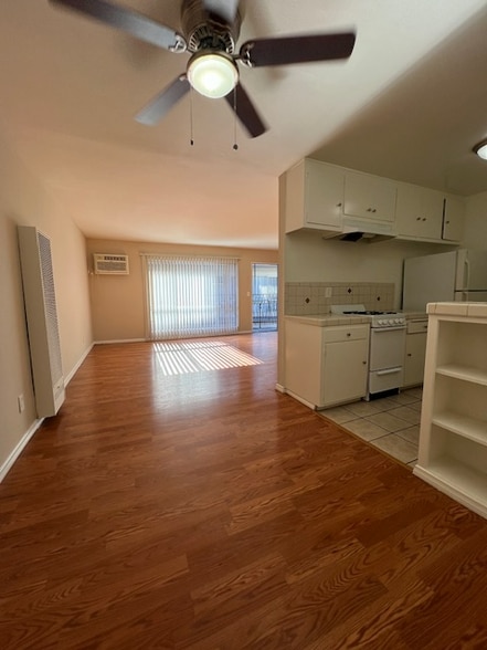 Building Photo - 4100 Arch Dr