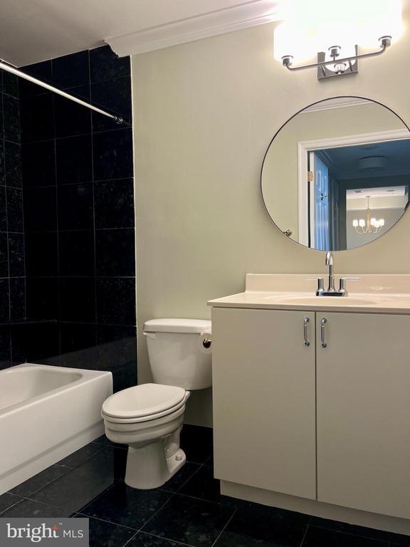 Building Photo - 11776 Stratford House Pl