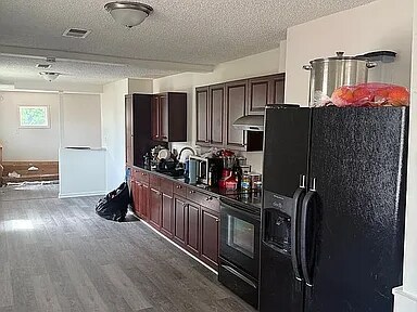 Building Photo - 416 Lutie Dr
