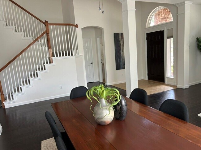 Building Photo - 11300 Faber Valley Cove