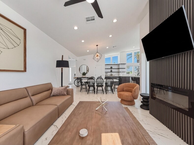 Building Photo - 2197 Jacques Dr