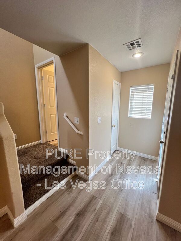 Building Photo - 4970 Volcanic Rock Ln