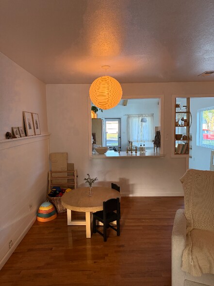 Building Photo - 2375 Hanover St