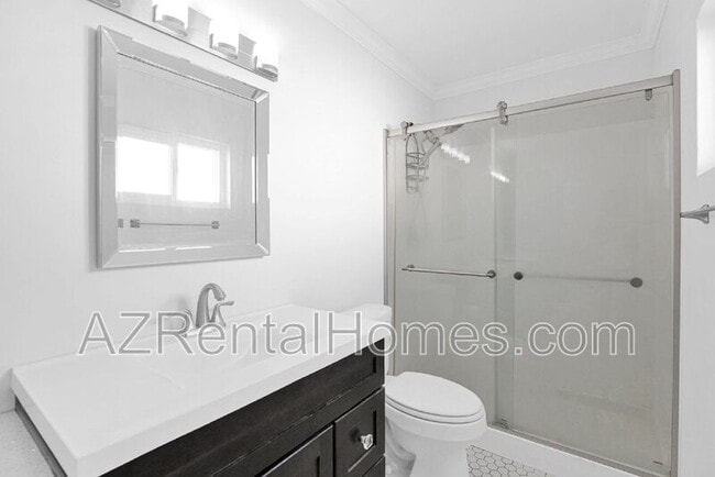 Building Photo - 621 W Plata Ave