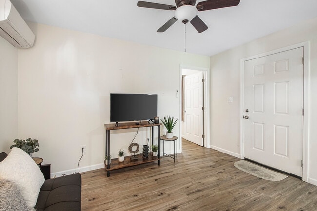 Building Photo - 1739 Monte Diablo Ave