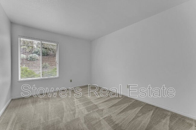 Building Photo - 309 Cam Arroyo