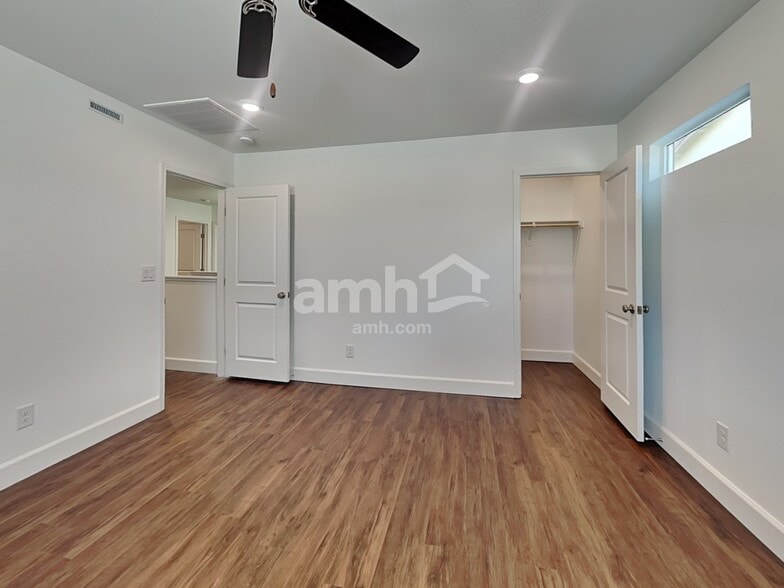 Building Photo - 2710 Hot Cider Ave