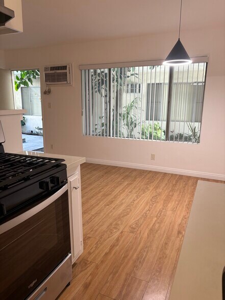 Building Photo - 5123 Raleigh St