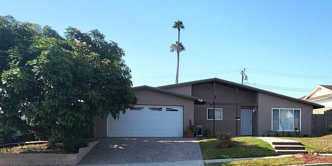 Primary Photo - Your Perfect Ventura Retreat 4 bedroom 2 f...