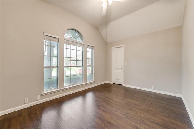 Building Photo - 2900 Madison Ct