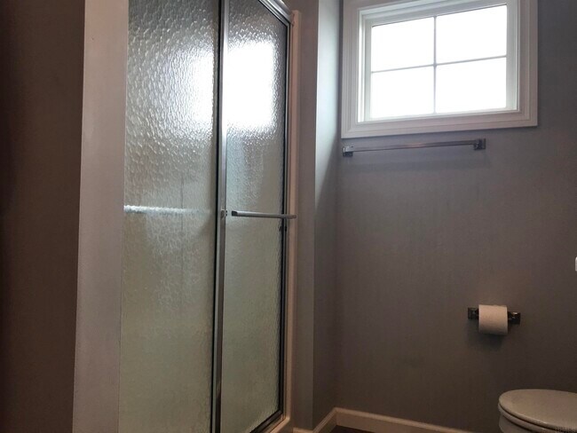 Building Photo - 2119 Meadowsweet Pkwy