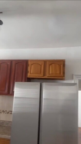 Kitchen - 157 E 40th St