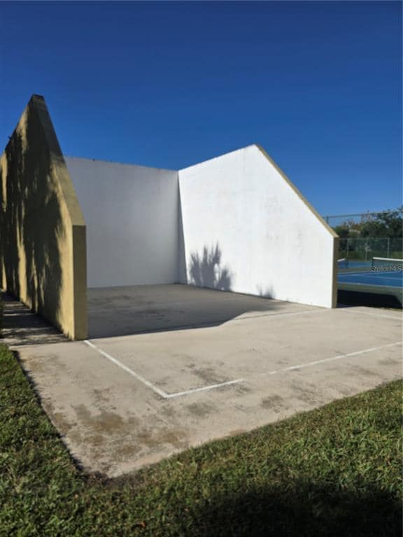 Building Photo - 5274 Coral Ct