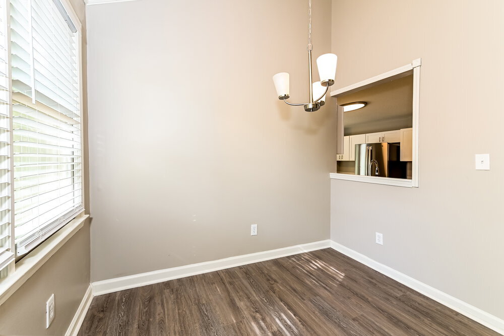 Building Photo - 430 Rosehill Dr