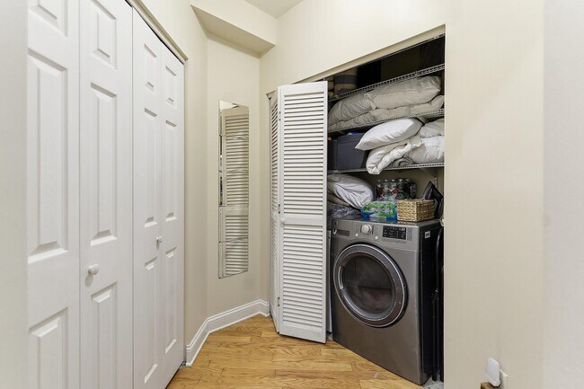 Building Photo - 30 CONSTITUTION Way