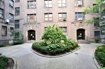 Building Photo - 2 bedroom in BRONX NY 10463