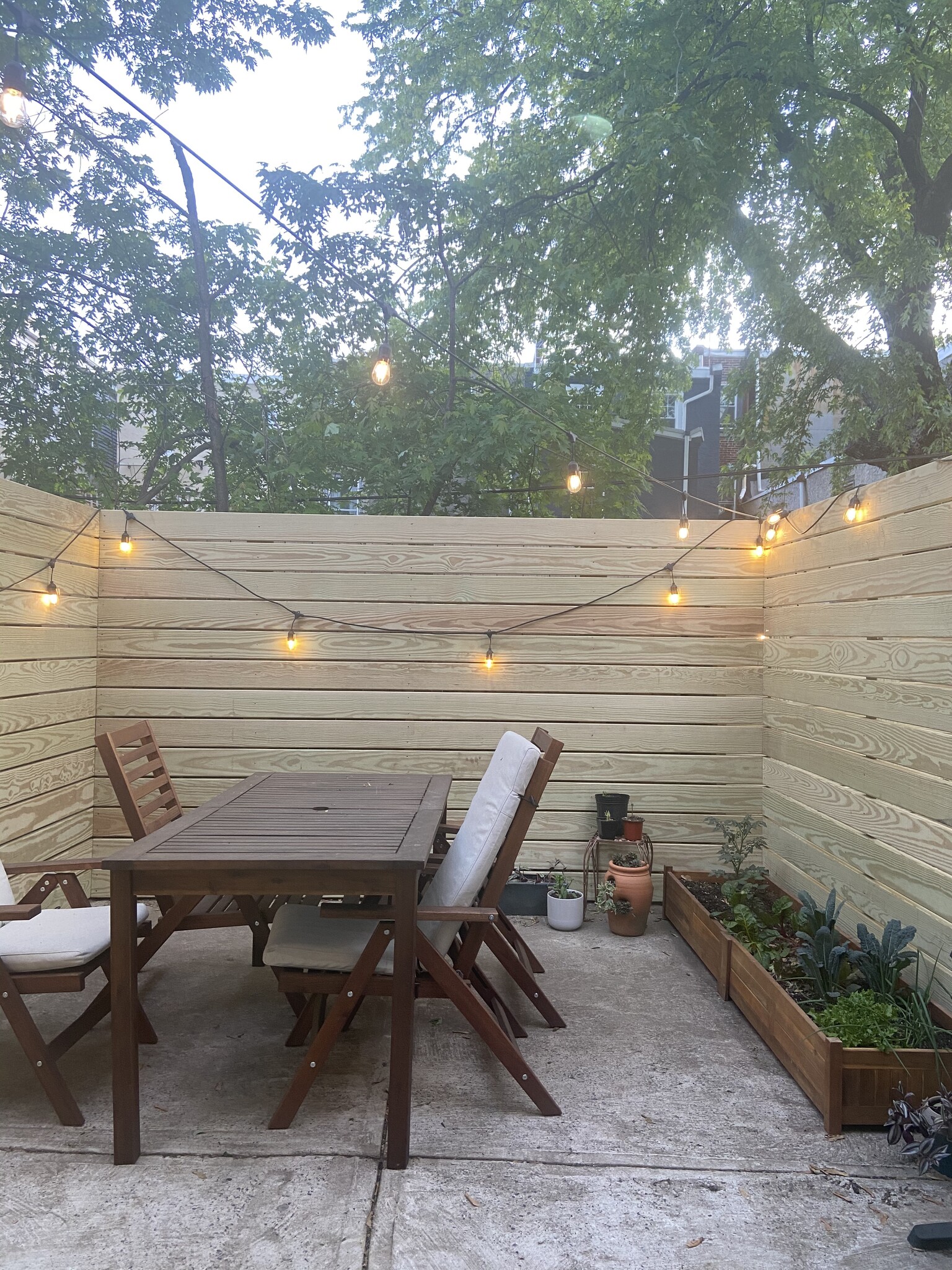 Patio - 2050 E Fletcher St
