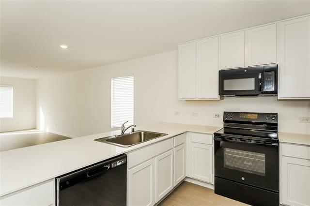 Building Photo - 1109 Tufted Dr